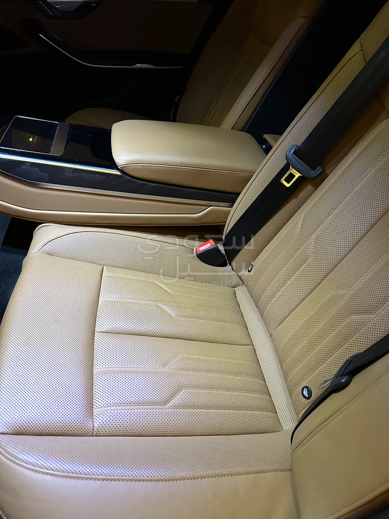 2024 اودي اي 8