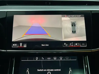 2025 اودي اي 8