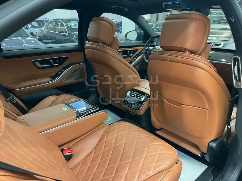 2022 مرسيدس - بنز إس 580