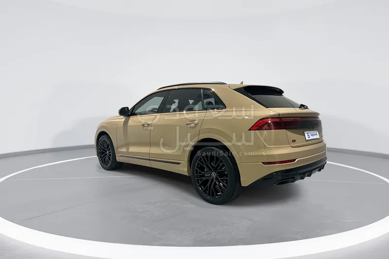 2025 اودي كيو 8 كواترو 55 تي اف اس اي