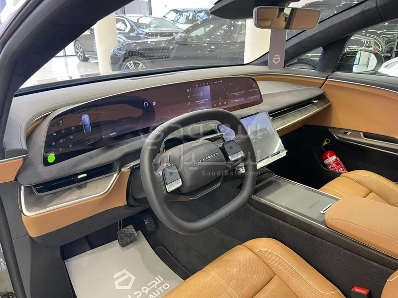 2026 لوسيد جراند تورينج