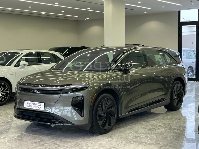 2026 لوسيد جراند تورينج