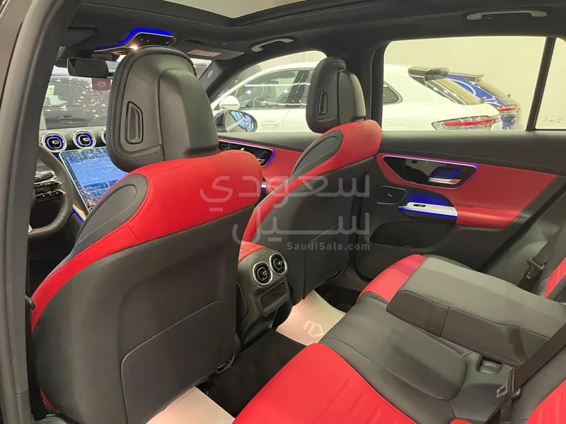 2023 مرسيدس - بنز جي إل سي 200 اي ام جي