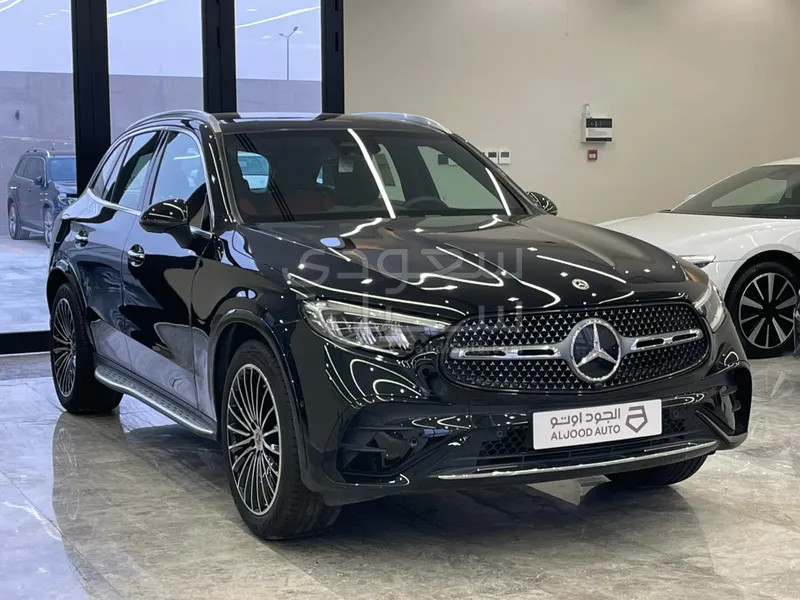 2023 مرسيدس - بنز جي إل سي 200 اي ام جي