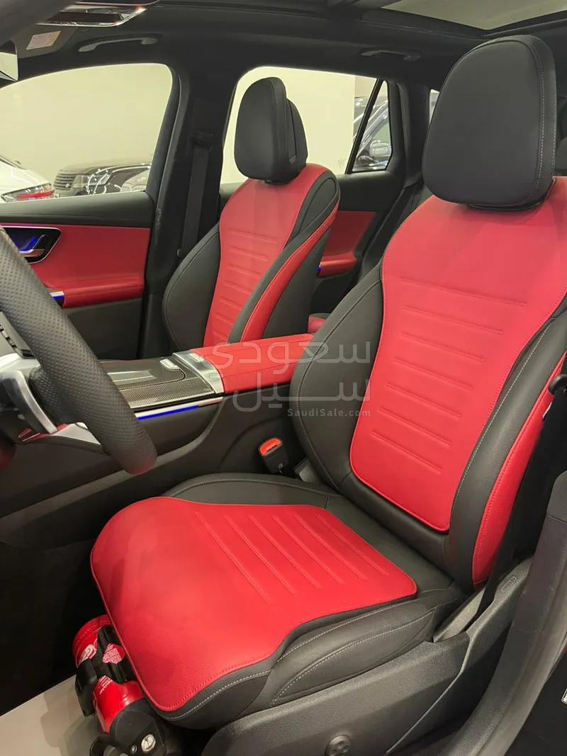 2023 مرسيدس - بنز جي إل سي 200 اي ام جي