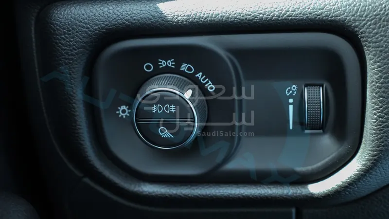 2023 دودج رام 1500 بيج هورن