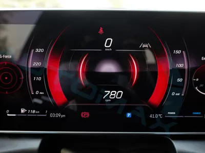 2026 مرسيدس - بنز جي إل سي 200 اي ام جي