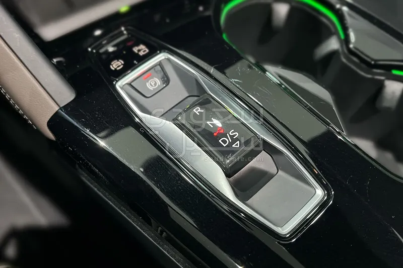 2025 اودي كيو 5