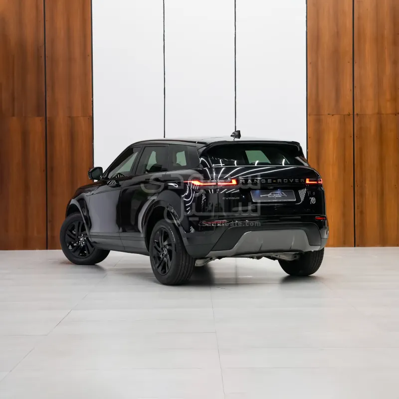 2025 لاند روفر رينج روفر ايفوك