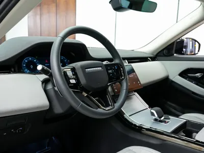 2025 لاند روفر رينج روفر ايفوك