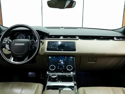 2019 لاند روفر رينج روفر فيلار أر - دايناميك