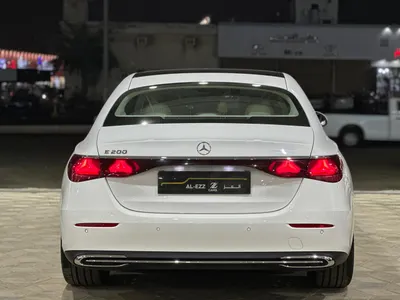 2025 مرسيدس - بنز إي 200