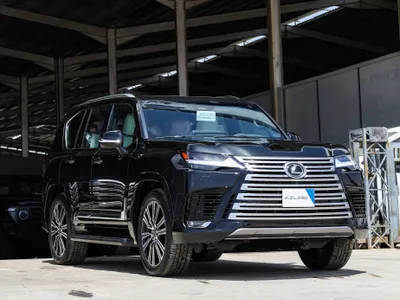 2026 لكزس إل إكس 600