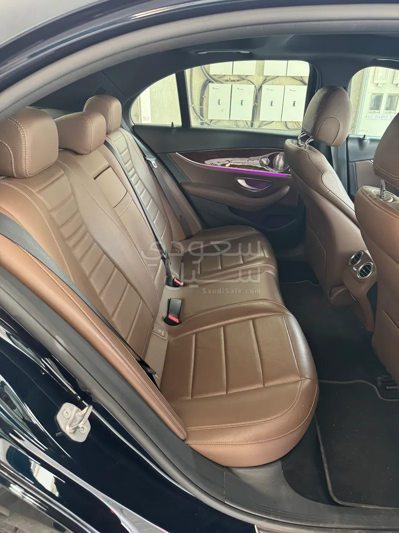 2017 مرسيدس - بنز إي 300