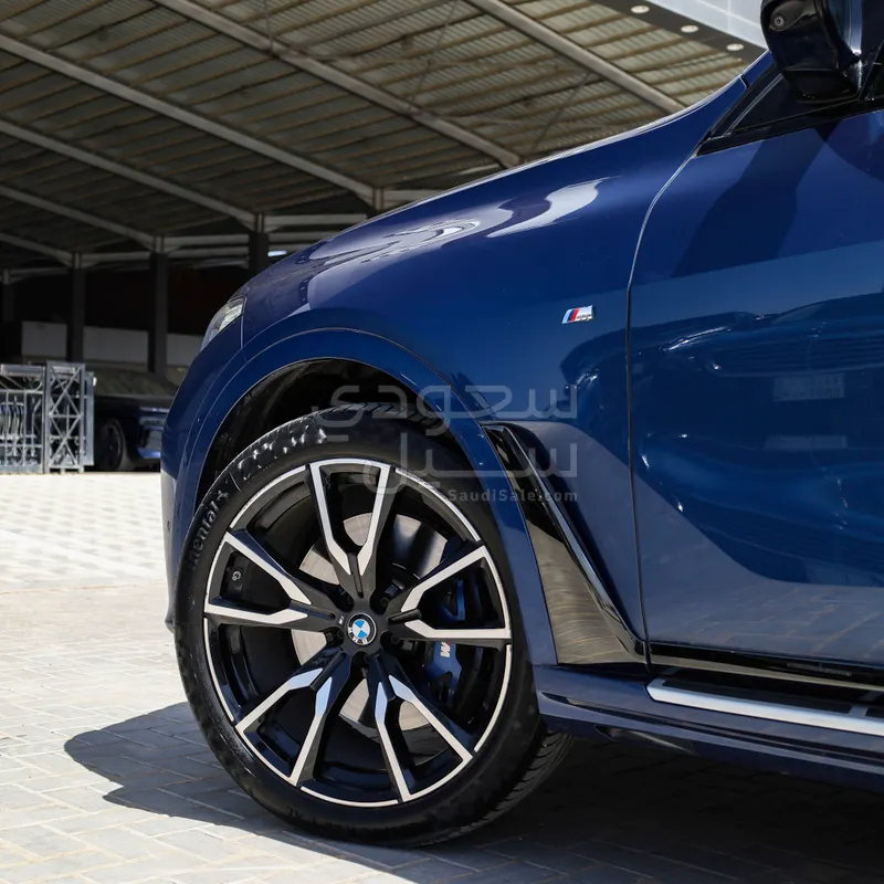 2022 بي ام دبليو الفئة اكس 7