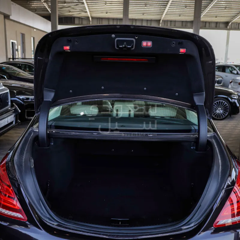 2016 مرسيدس - بنز إس 400