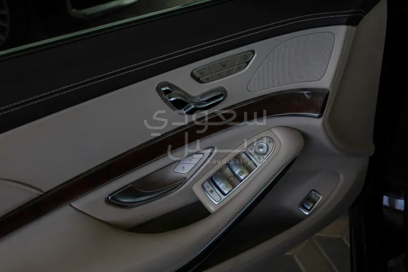 2016 مرسيدس - بنز إس 400