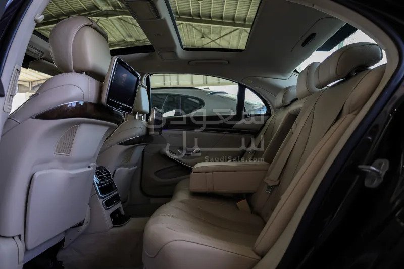 2016 مرسيدس - بنز إس 400