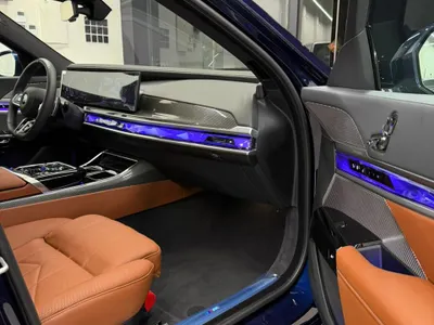 2026 بي ام دبليو الفئة السابعة 735أي