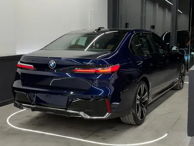 2026 بي ام دبليو الفئة السابعة 735أي