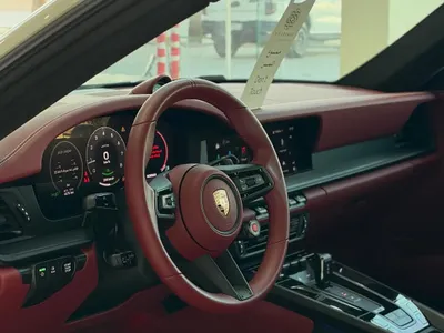 2025 بورش 911 كاريرا 4 جي تي اس