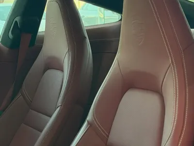 2025 بورش 911 كاريرا 4 جي تي اس