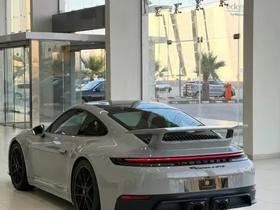 2025 بورش 911 كاريرا 4 جي تي اس