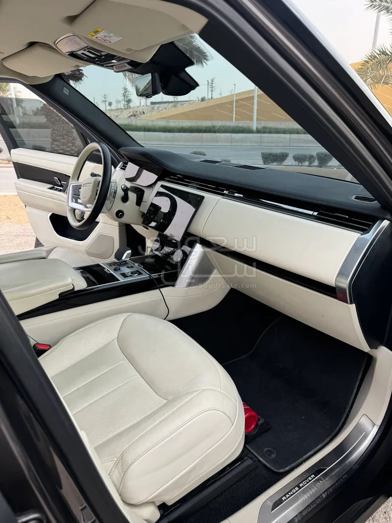 2023 لاند روفر رينج روفر اتش اس اي