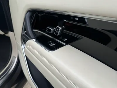 2023 لاند روفر رينج روفر اتش اس اي