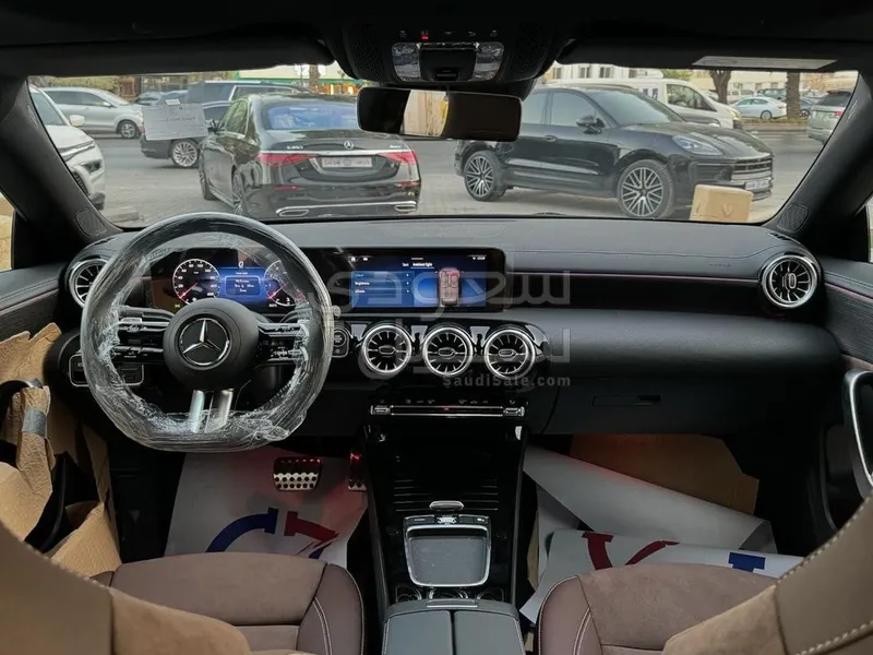 2026 مرسيدس - بنز سي إل أي 200