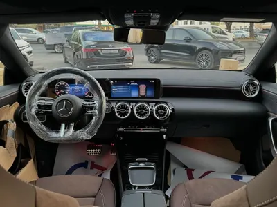 2026 مرسيدس - بنز سي إل أي 200