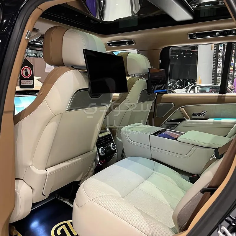 2023 لاند روفر رينج روفر اس في اوتوبيوغرافي