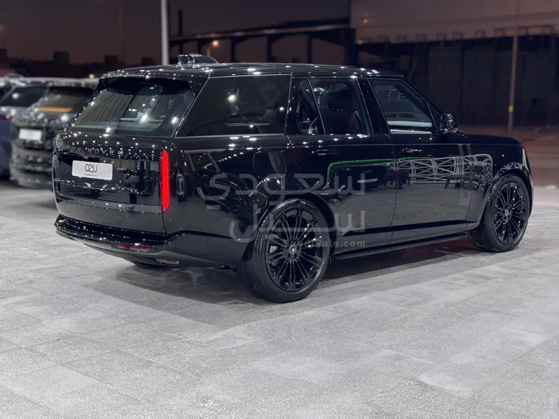 2025 لاند روفر رينج روفر اتش اس اي