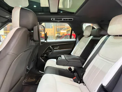 2026 Land Rover Range Rover Sport R-DYNAMIC SE