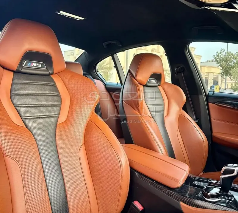 2018 بي ام دبليو الفئة ام إم 5