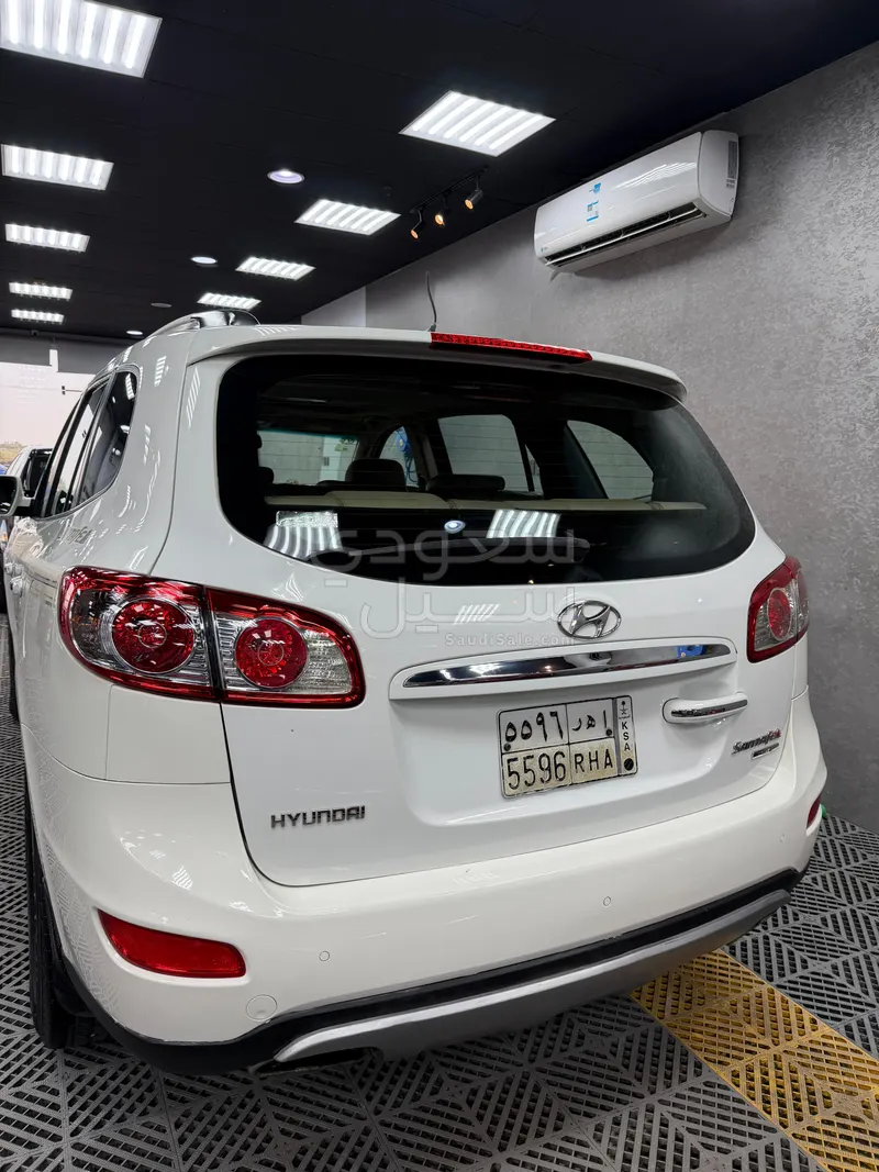 2010 هيونداي سانتا في