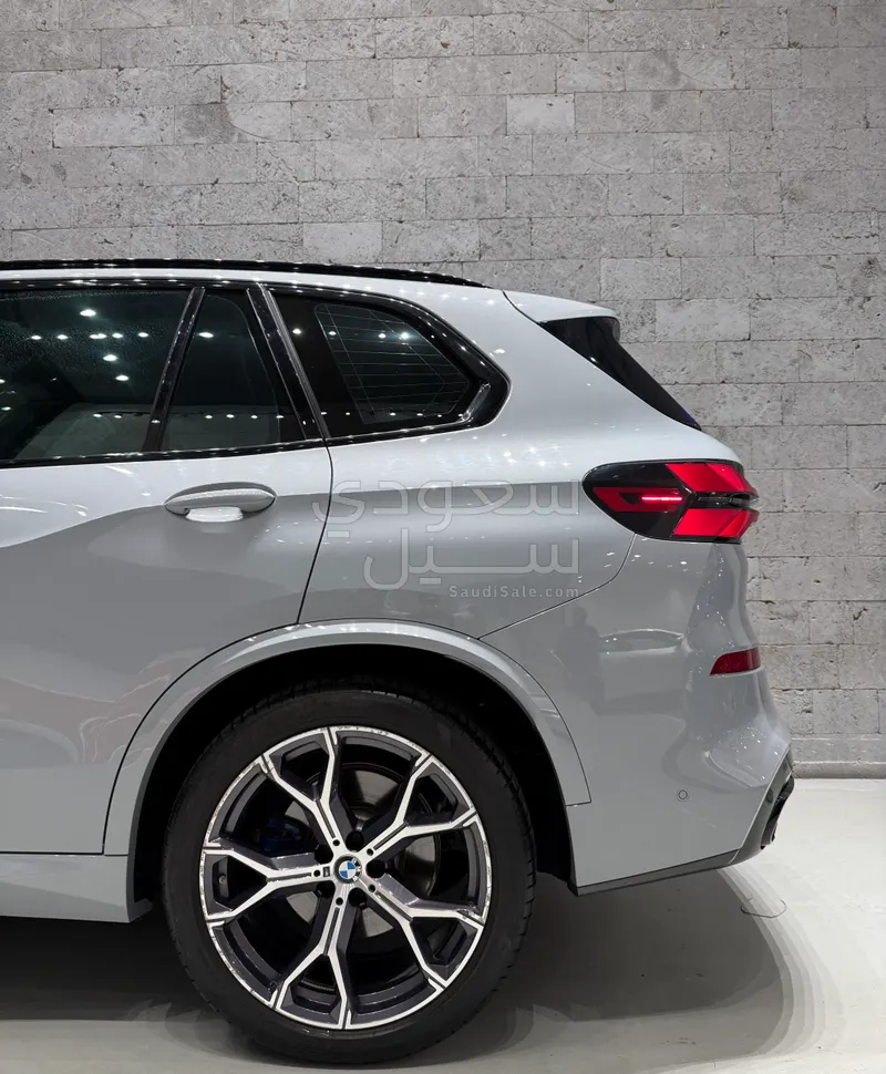 2024 بي ام دبليو الفئة اكس 5