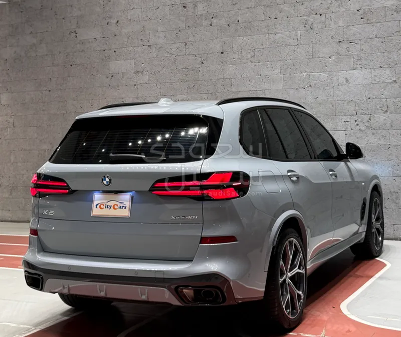 2024 بي ام دبليو الفئة اكس 5