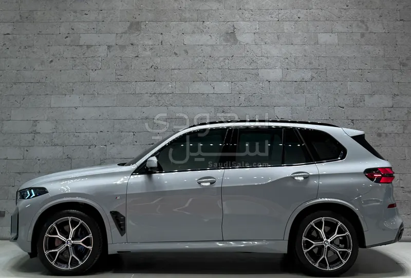 2024 بي ام دبليو الفئة اكس 5