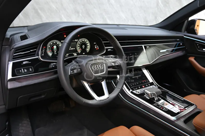 2026 اودي كيو 8 اس لاين