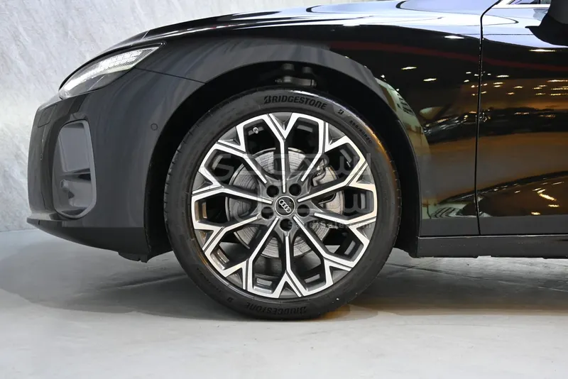 2026 اودي اي 6 35 تي اف اس اي