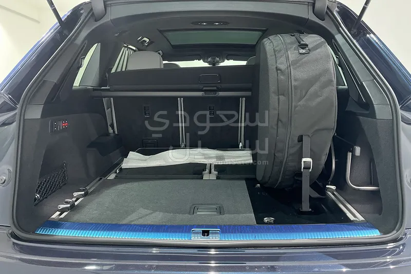 2025 اودي كيو 7 اس لاين