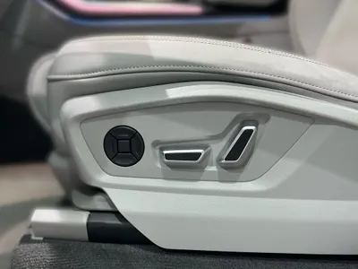 2025 اودي كيو 7 اس لاين