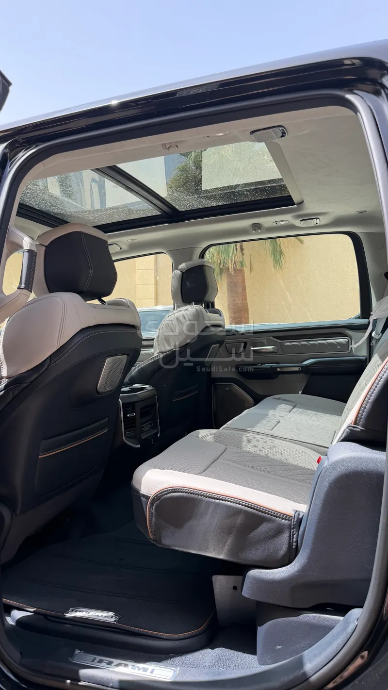 2025 دودج رام 1500 ليمتد