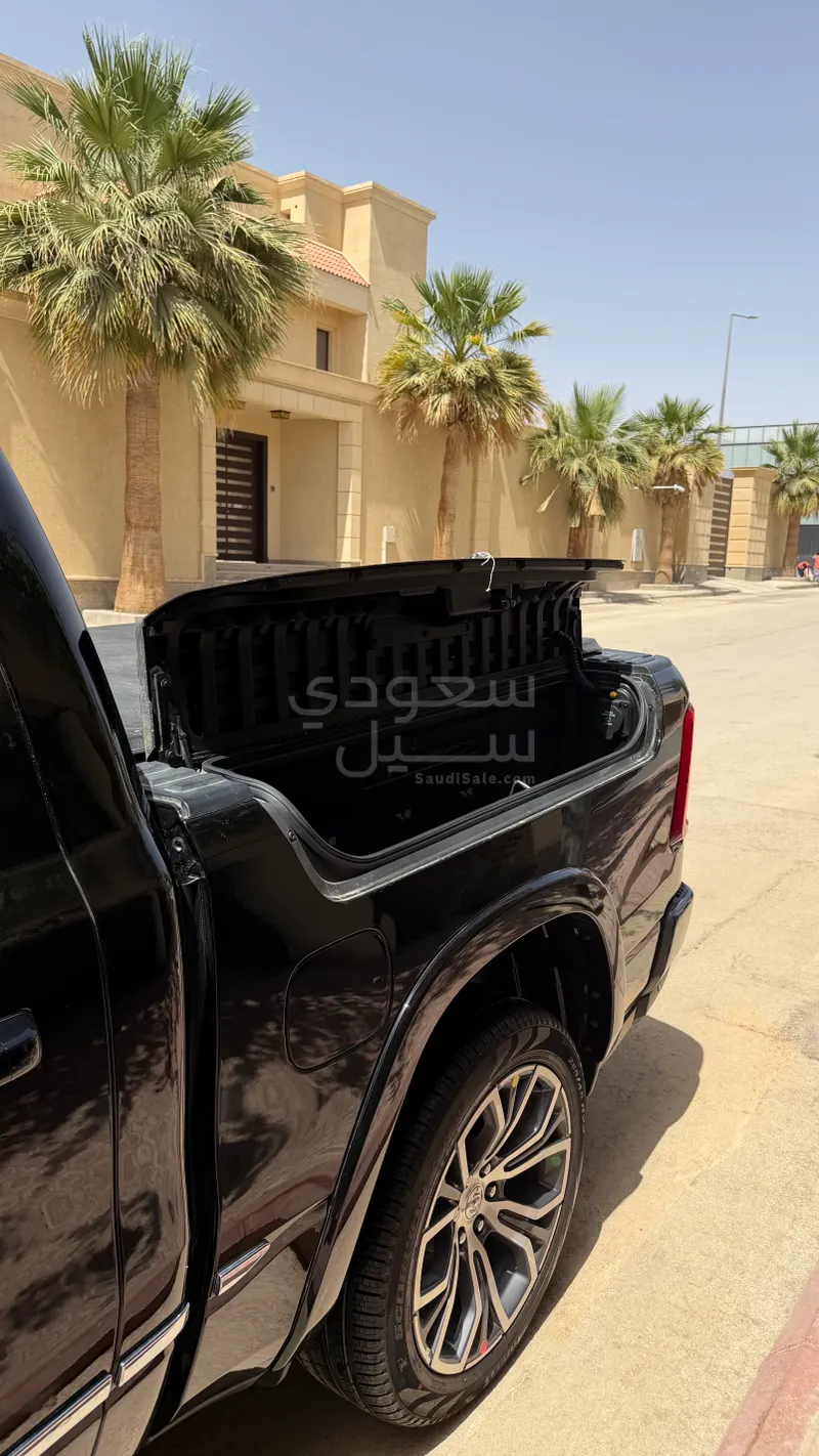 2025 دودج رام 1500 ليمتد
