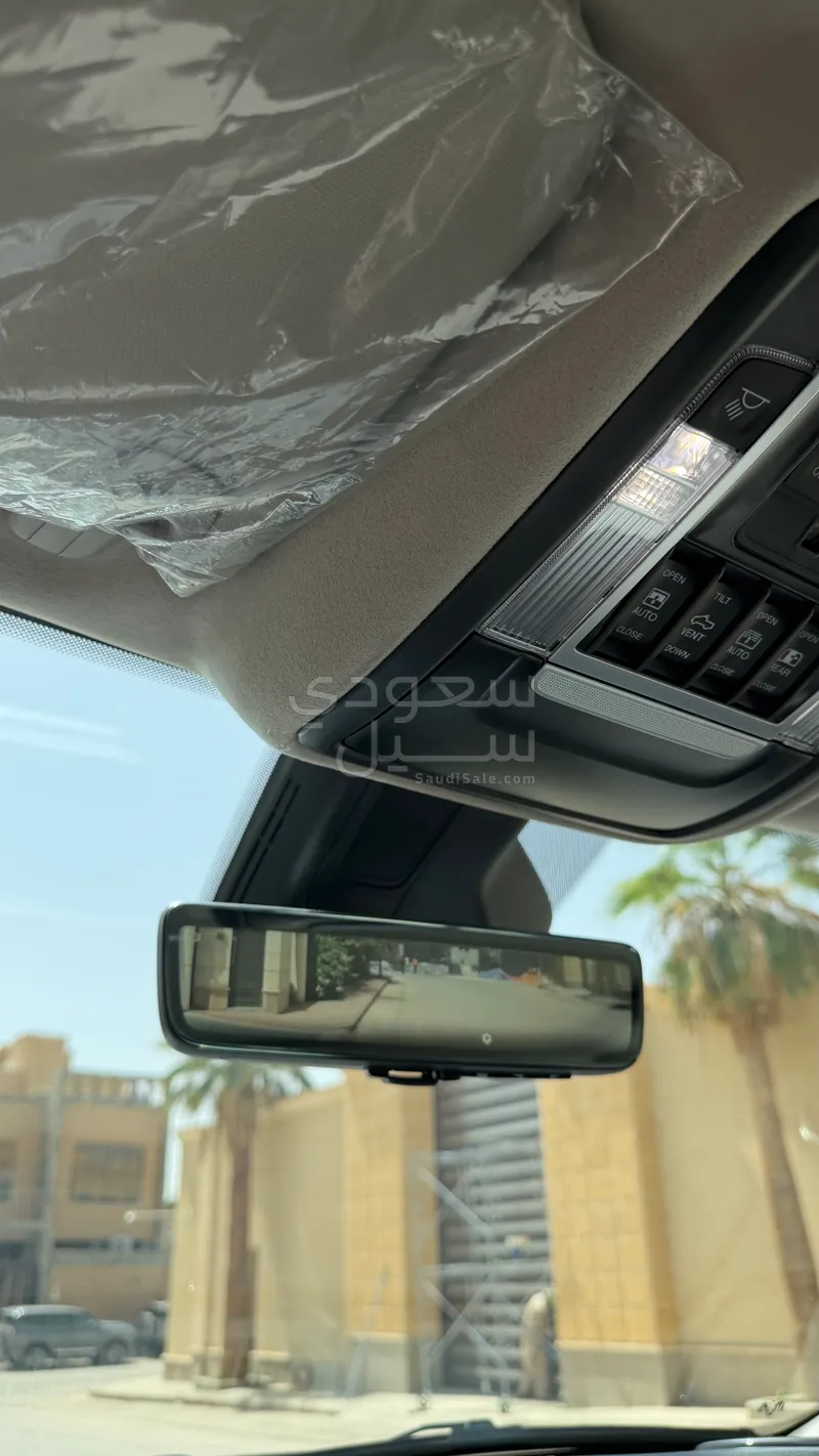 2025 دودج رام 1500 ليمتد