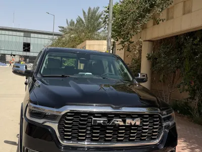 2025 دودج رام 1500 ليمتد