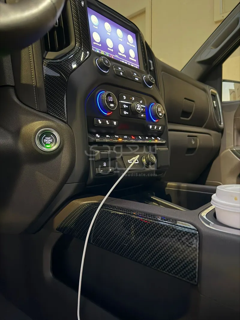 2021 شفروليه سلفرادو بلاك اوبس