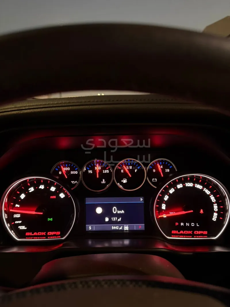 2021 شفروليه سلفرادو بلاك اوبس