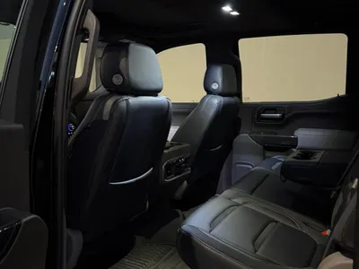 2021 شفروليه سلفرادو بلاك اوبس